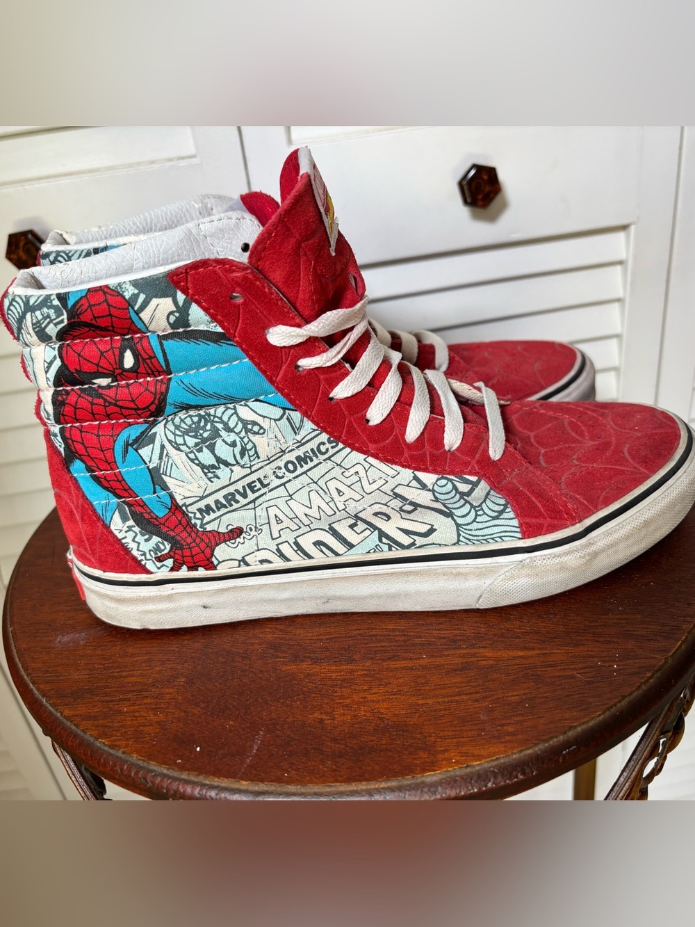 Rare 2013 Vans x Marvel Spider-
Man Sk8-Hi Reissue Sneakers 
Men 7.5 Women 9